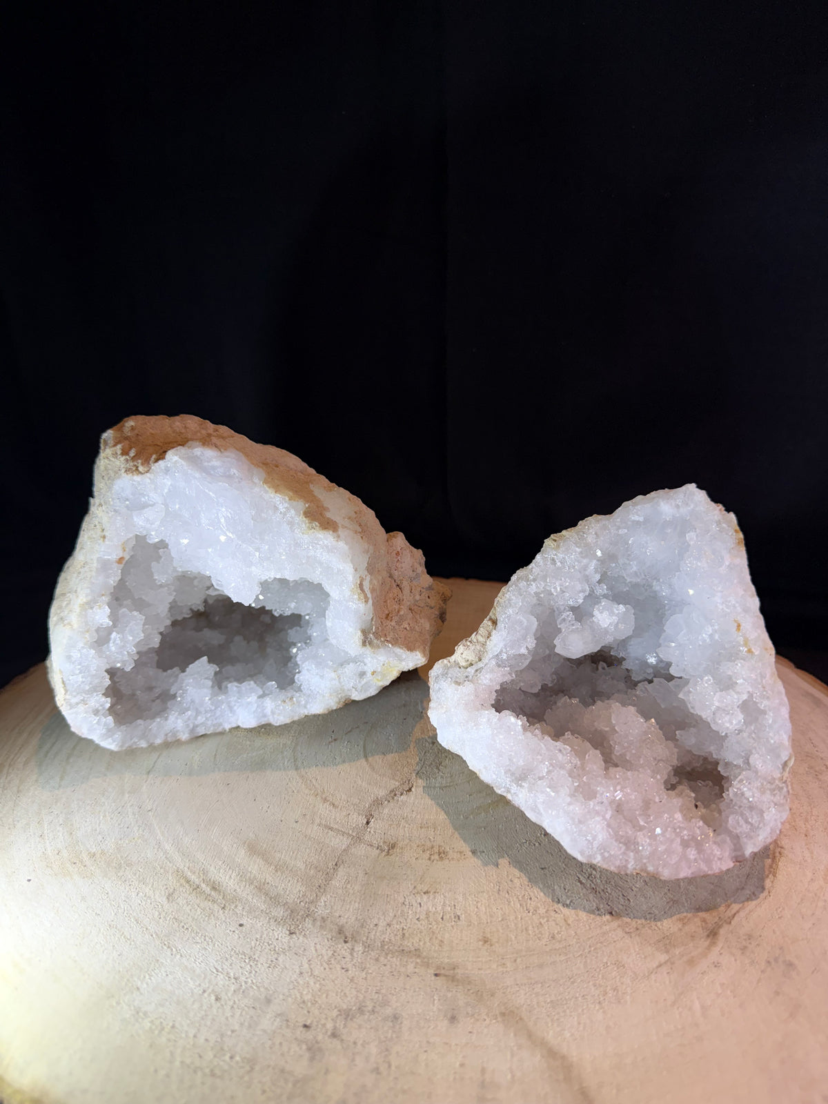 Bergkristal geode – 2 helften – 20 cm – 2,2 kg