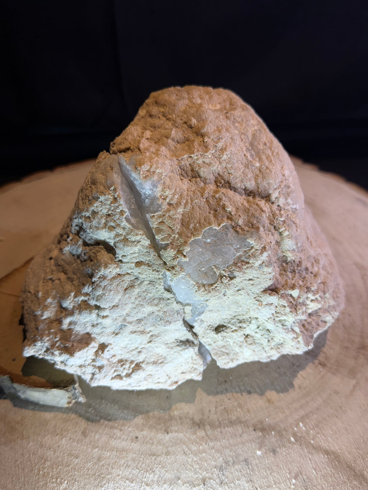 Bergkristal geode – 2 helften – 20 cm – 2,2 kg