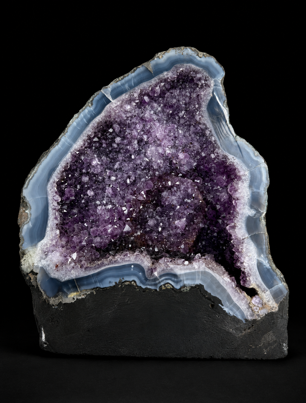 Amethistgeode uit Brazilië – 30 cm