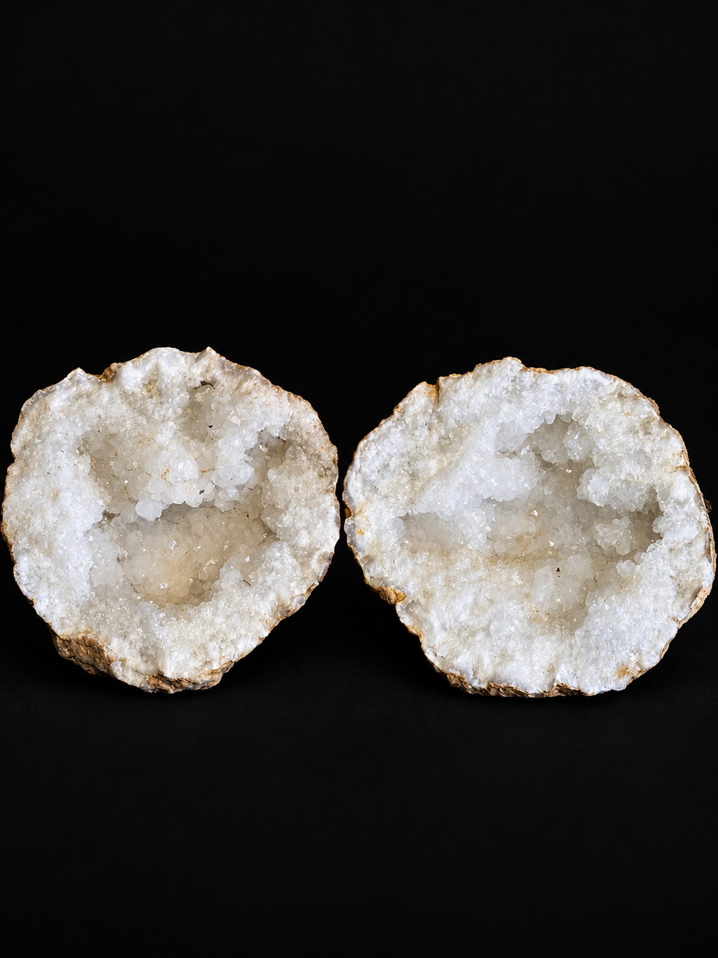 Bergkristal geode – 2 helften – 20 cm – 2,2 kg