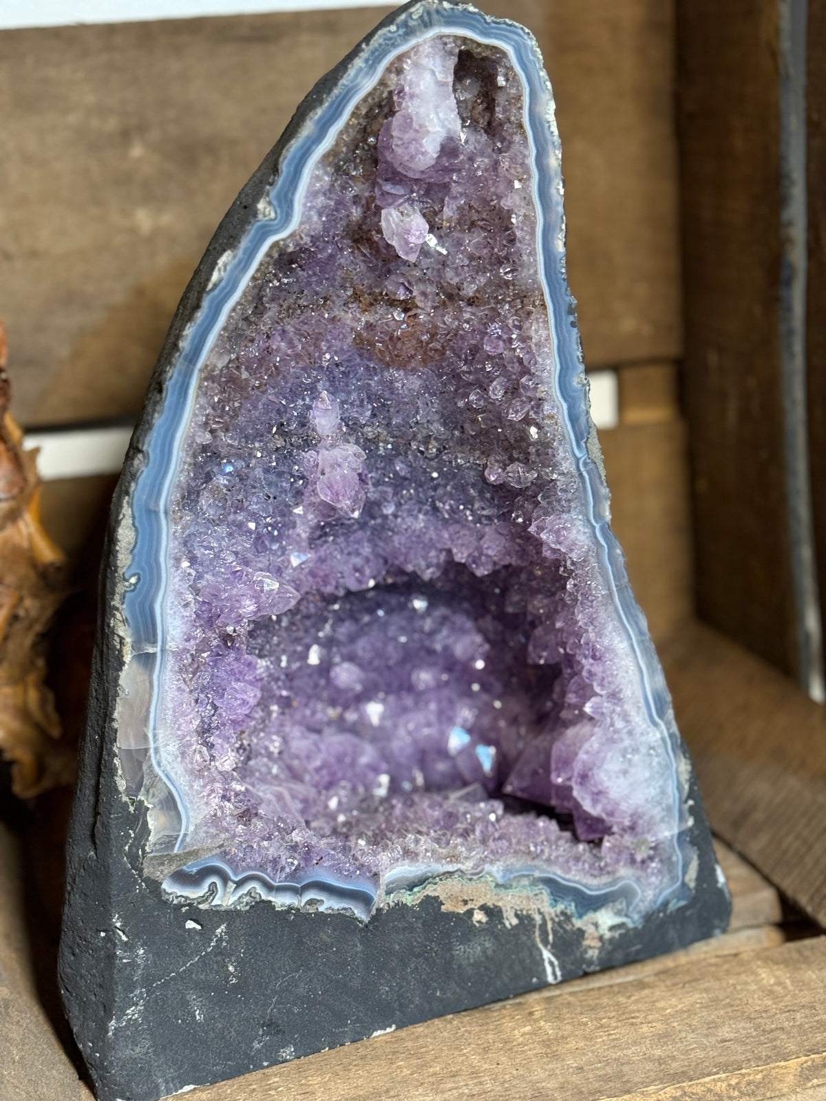Amethistgeode uit Brazilië – 32 cm